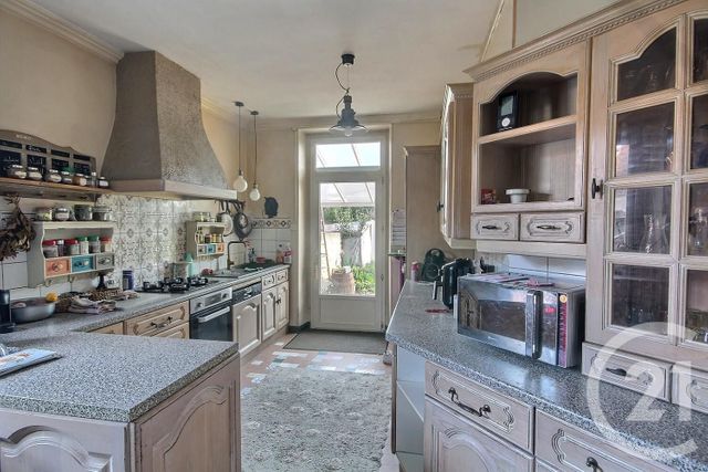 maison à vendre - 8 pièces - 241.16 m2 - PROVINS - 77 - ILE-DE-FRANCE - Century 21 Lemaire Immobilier