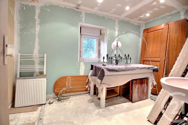 maison à vendre - 6 pièces - 170.0 m2 - LA FERTE GAUCHER - 77 - ILE-DE-FRANCE - Century 21 Lemaire Immobilier