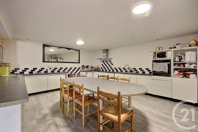 maison à vendre - 11 pièces - 400.0 m2 - LA FERTE GAUCHER - 77 - ILE-DE-FRANCE - Century 21 Lemaire Immobilier