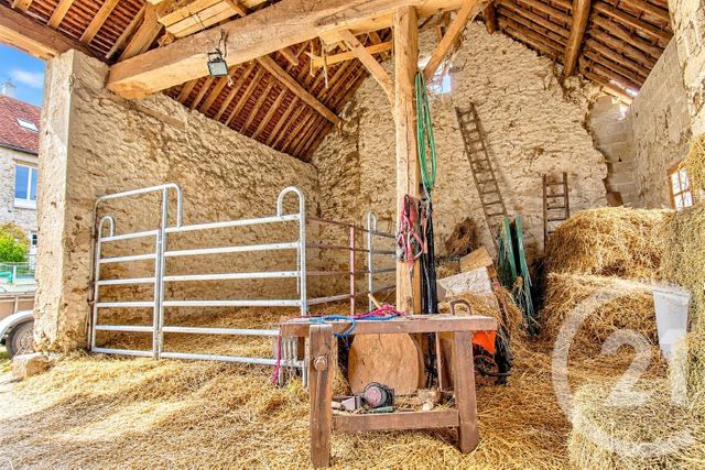 maison à vendre - 7 pièces - 302.0 m2 - LA FERTE GAUCHER - 77 - ILE-DE-FRANCE - Century 21 Lemaire Immobilier