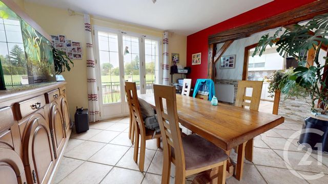 maison à vendre - 6 pièces - 122.0 m2 - LA FERTE GAUCHER - 77 - ILE-DE-FRANCE - Century 21 Lemaire Immobilier