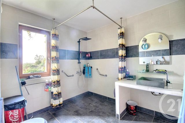 maison à vendre - 8 pièces - 280.0 m2 - LA FERTE GAUCHER - 77 - ILE-DE-FRANCE - Century 21 Lemaire Immobilier