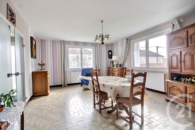 maison à vendre - 6 pièces - 152.0 m2 - SEZANNE - 51 - CHAMPAGNE-ARDENNE - Century 21 Lemaire Immobilier