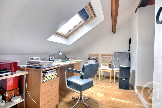 maison à vendre - 8 pièces - 146.0 m2 - MONTMIRAIL - 51 - CHAMPAGNE-ARDENNE - Century 21 Lemaire Immobilier