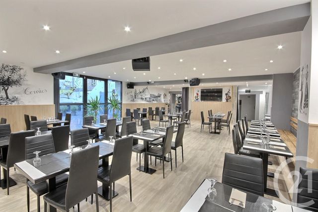 Afficher la photo en grand maison à vendre - 9 pièces - 585.0 m2 - ESTERNAY - 51 - CHAMPAGNE-ARDENNE - Century 21 Lemaire Immobilier