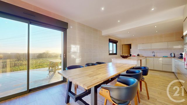 maison à vendre - 7 pièces - 220.0 m2 - LA FERTE GAUCHER - 77 - ILE-DE-FRANCE - Century 21 Lemaire Immobilier