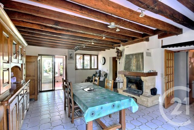 maison à vendre - 7 pièces - 213.0 m2 - LA FERTE GAUCHER - 77 - ILE-DE-FRANCE - Century 21 Lemaire Immobilier