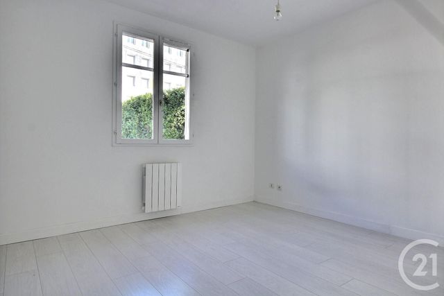 maison à vendre - 4 pièces - 94.0 m2 - LA FERTE GAUCHER - 77 - ILE-DE-FRANCE - Century 21 Lemaire Immobilier