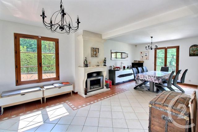 maison à vendre - 8 pièces - 244.0 m2 - LA FERTE GAUCHER - 77 - ILE-DE-FRANCE - Century 21 Lemaire Immobilier