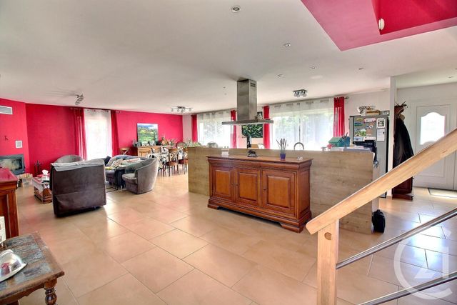 maison à vendre - 6 pièces - 175.0 m2 - LA FERTE GAUCHER - 77 - ILE-DE-FRANCE - Century 21 Lemaire Immobilier