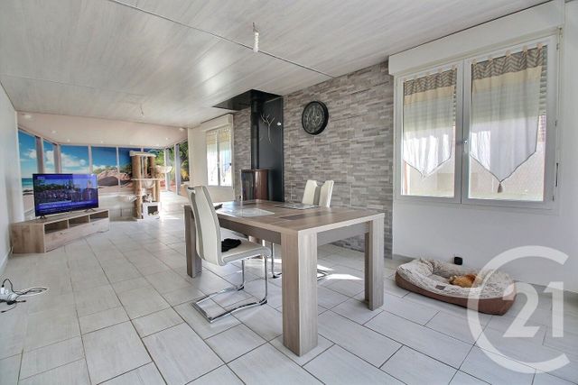 maison à vendre - 5 pièces - 108.73 m2 - ROMILLY SUR SEINE - 10 - CHAMPAGNE-ARDENNE - Century 21 Lemaire Immobilier