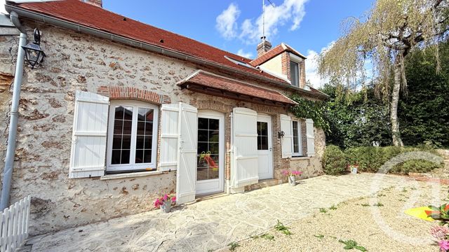 maison à vendre - 5 pièces - 110.0 m2 - MONTMIRAIL - 51 - CHAMPAGNE-ARDENNE - Century 21 Lemaire Immobilier