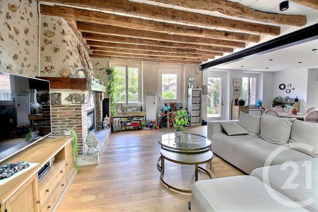 maison à vendre - 5 pièces - 110.0 m2 - MONTMIRAIL - 51 - CHAMPAGNE-ARDENNE - Century 21 Lemaire Immobilier