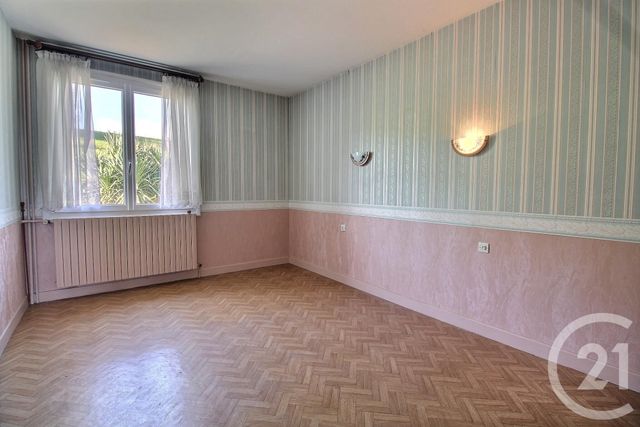 maison à vendre - 8 pièces - 165.0 m2 - MONTMIRAIL - 51 - CHAMPAGNE-ARDENNE - Century 21 Lemaire Immobilier