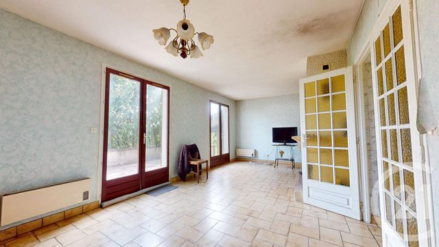 maison à vendre - 5 pièces - 120.0 m2 - MONTMIRAIL - 51 - CHAMPAGNE-ARDENNE - Century 21 Lemaire Immobilier