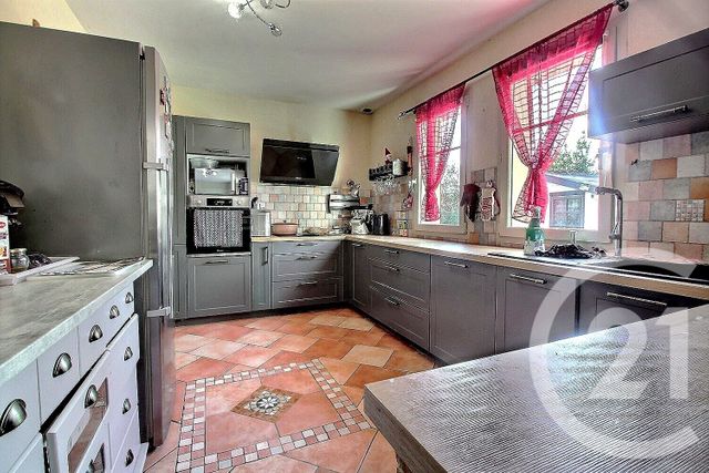 maison à vendre - 6 pièces - 130.0 m2 - NOGENT SUR SEINE - 10 - CHAMPAGNE-ARDENNE - Century 21 Lemaire Immobilier