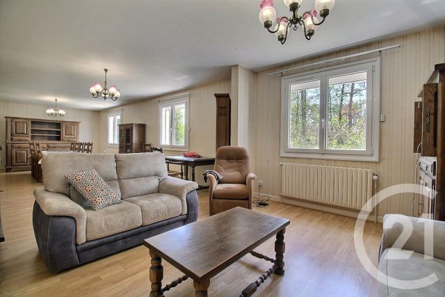 maison à vendre - 7 pièces - 182.86 m2 - MONTMIRAIL - 51 - CHAMPAGNE-ARDENNE - Century 21 Lemaire Immobilier