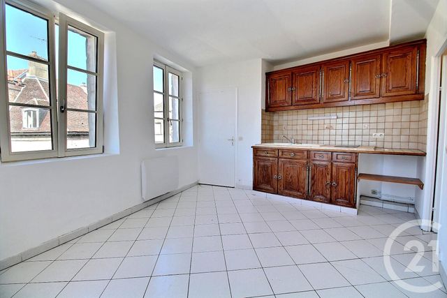 maison à vendre - 9 pièces - 126.99 m2 - SEZANNE - 51 - CHAMPAGNE-ARDENNE - Century 21 Lemaire Immobilier