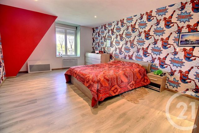 maison à vendre - 7 pièces - 192.0 m2 - MONTMIRAIL - 51 - CHAMPAGNE-ARDENNE - Century 21 Lemaire Immobilier