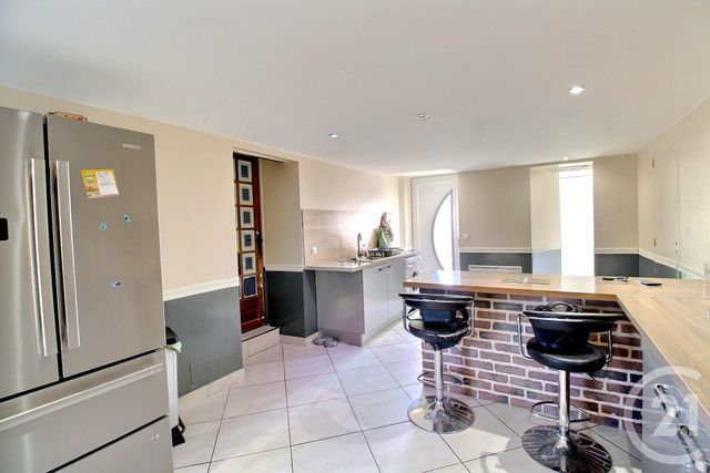 maison à vendre - 7 pièces - 192.0 m2 - MONTMIRAIL - 51 - CHAMPAGNE-ARDENNE - Century 21 Lemaire Immobilier