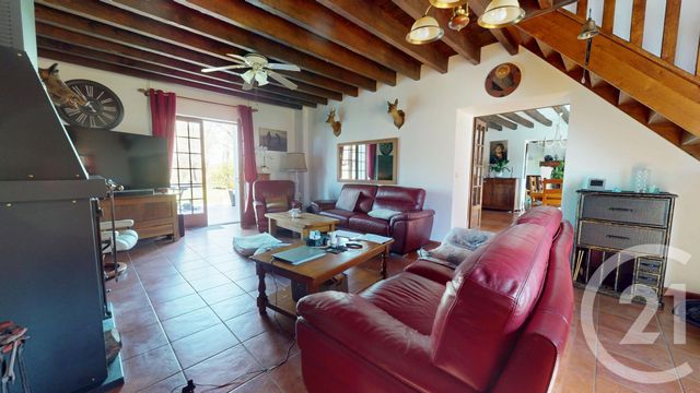 maison à vendre - 7 pièces - 135.12 m2 - LA FERTE GAUCHER - 77 - ILE-DE-FRANCE - Century 21 Lemaire Immobilier