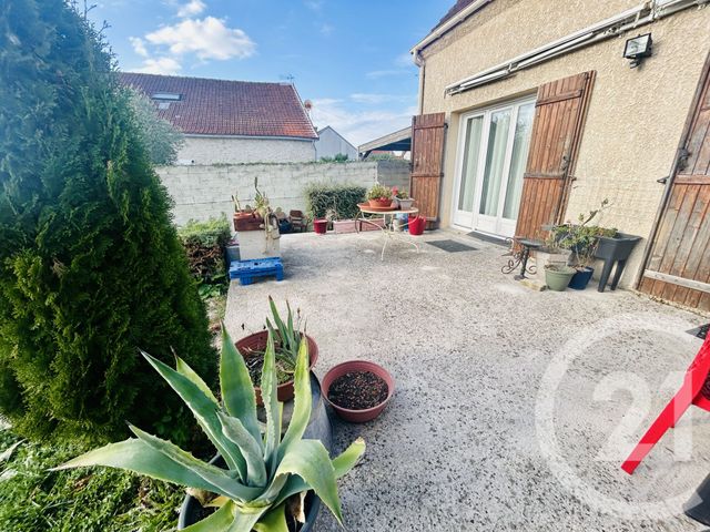 maison à vendre - 4 pièces - 90.39 m2 - LA FERTE GAUCHER - 77 - ILE-DE-FRANCE - Century 21 Lemaire Immobilier